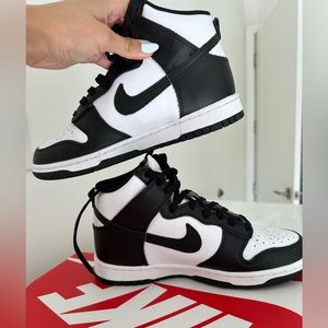 Nike Dunks high panda